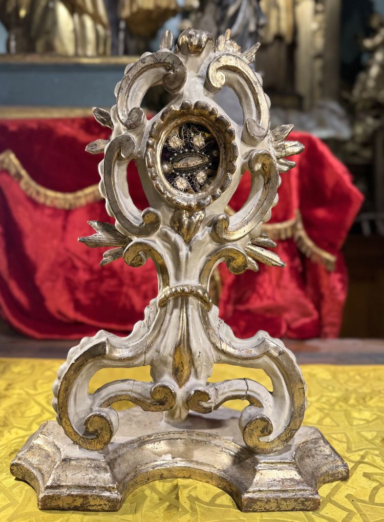 Monstrance reliquary of Sainte Victoire.
