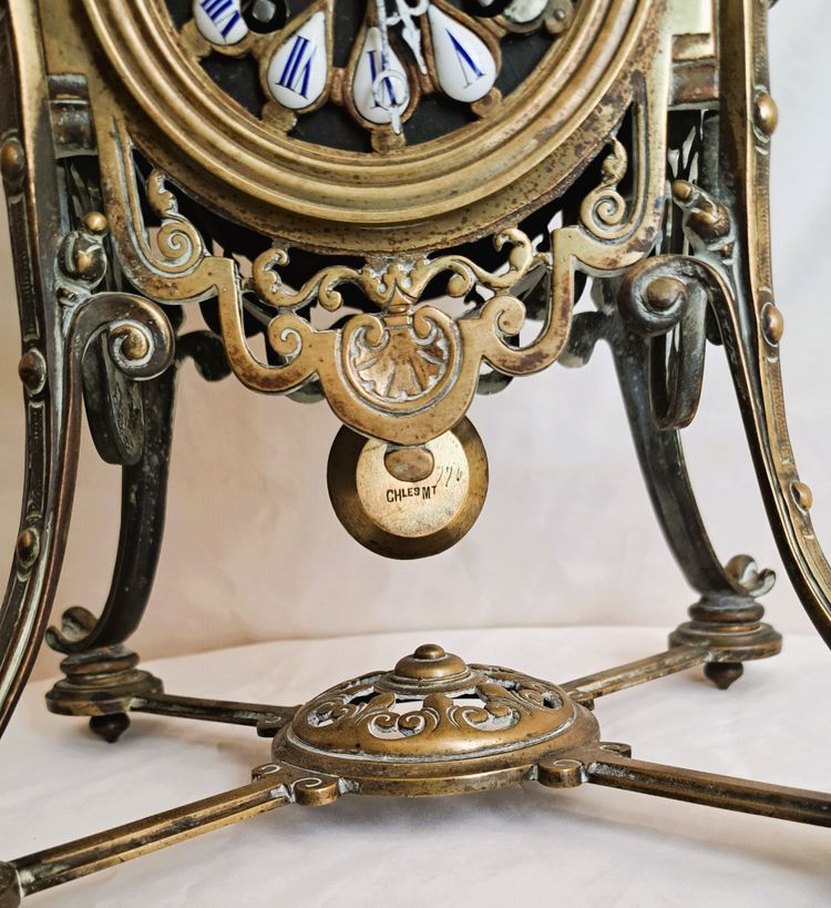 Louis XIV style bronze table clock with stamped movement (Chles Mt )
