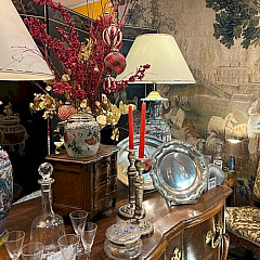 VALERIE MUNE ANTIQUITES